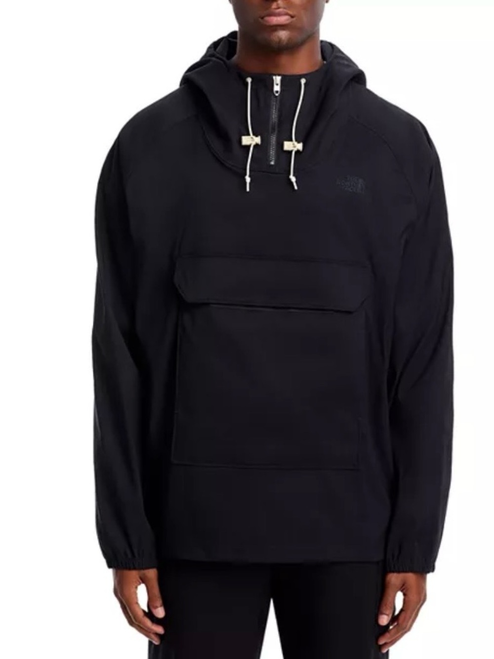 The North Face Men’s class V Black Pullover Windbreaker Anorak in the TNF